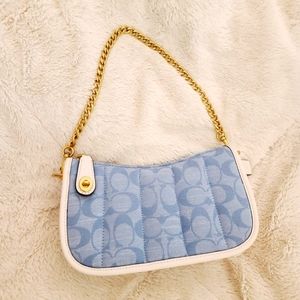 Coach Swinger 20 in signature chambray with quilting shoulder bag